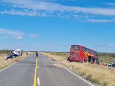 Tragedia en La Pampa: cinco muertos en un choque entre un colectivo y una camioneta