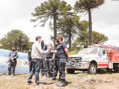 "Tendrán cuartel propio": el vicegobernador de Neuquén donó para cuartel de bomberos en Moquehue