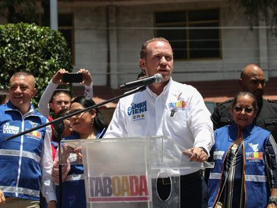 Damnificados del 19S se manifiestan en acto de Taboada; el panista les ofrece apoyo