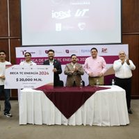 Entrega José Ramón Silva becas TC Energía 2024