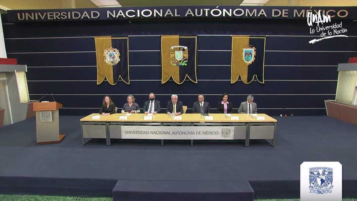 Al centro, el rector de la UNAM, Enrique Graue