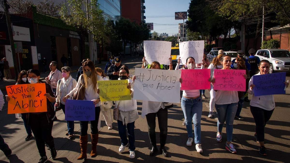 Manifestación por la muerte de Abner