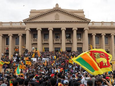 Crisis en Sri Lanka: entregan a la Justicia el dinero encontrado en la casa del presidente