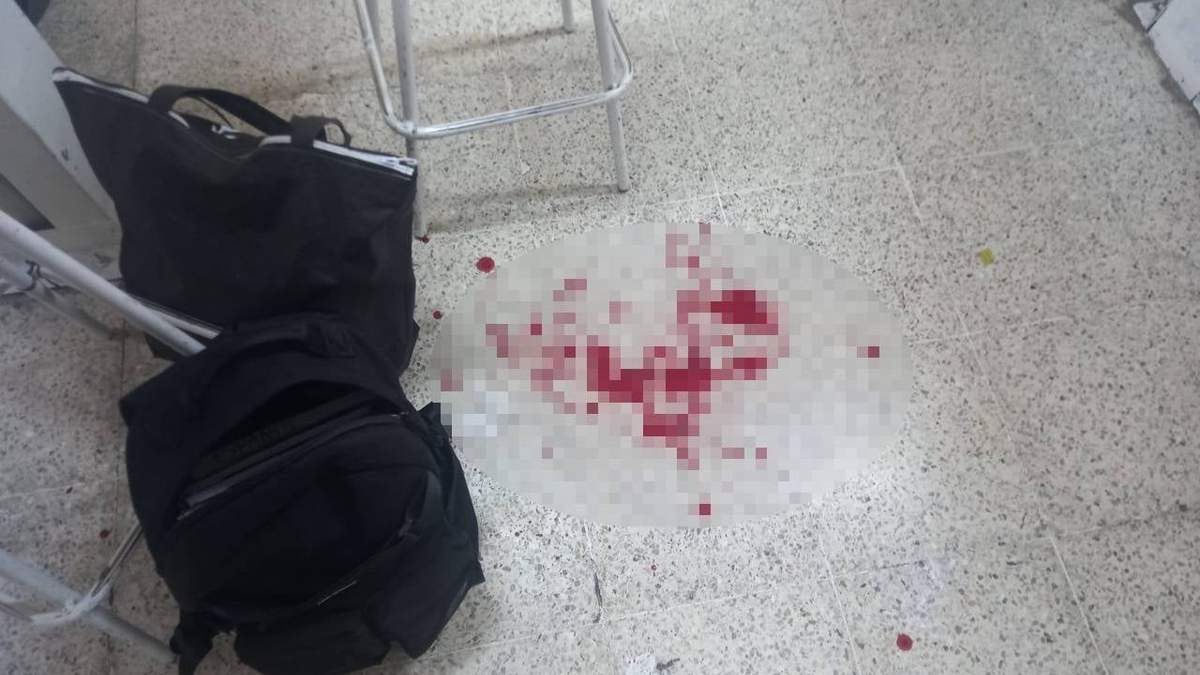 Imagen ilustrativa de un ataque dentro de una secundaria