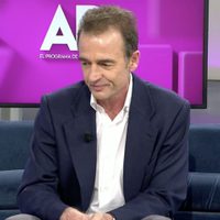 ¿Cómo se sigue? Alessandro Lecquio sorprende al hacer esto para mitigar el dolor