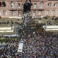 Cómo afectó el funeral de Diego Maradona en cuanto a contagios de coronavirus