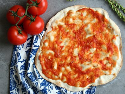 Masa de pizza sin harina y con 2 ingredientes: crujiente y deliciosa, una receta original que no falla