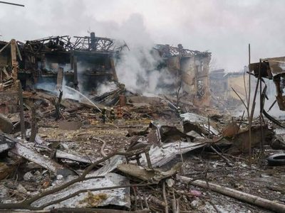 Ucrania denuncia que el aeropuerto de Dnipro fue destruido en un ataque ruso