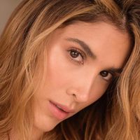 "¡Botones desprendidos!" Daniela Ospina y su camisa abierta dejaron locos a sus fans ¡Se ve!