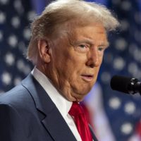 Trump plantea utilizar militares para sus promesas de deportaciones a gran escala