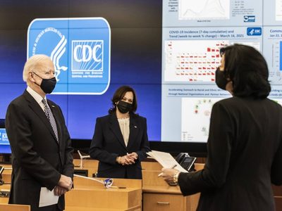 Advierten de la posibilidad de que EU sufra "otro incremento evitable" de contagios de covid-19