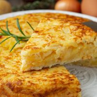 Cuatro secretos básicos para que la tortilla de papas salga perfecta