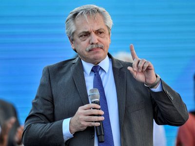 ¿Respondió a los cacerolazos? Alberto Fernández volvió a las redes sociales