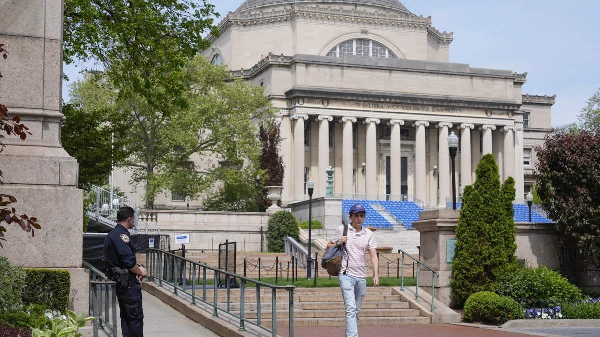 Universidad de Columbia suspende a más de 65 estudiantes tras protesta pro palestina en biblioteca
