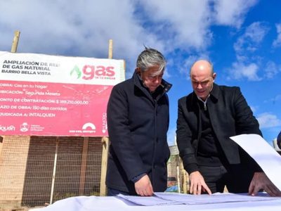 Una nueva obra en Centenario permitirá el acceso al servicio de gas a 156 familias del barrio Bella Vista