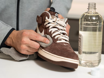 No tengas miedo: el truco casero para limpiar tus zapatillas de gamuza en tiempo récord y sin arruinarlas