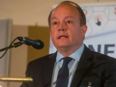 "Le dio la solución que buscaba Milei, una solución impracticable”: lo dijo el exviceministro de Toto Caputo