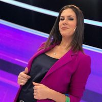 Elegncia y armonia: Daniela Ballester combina 3 colores claves del otoño
