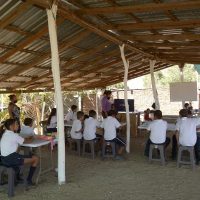 AMLO pide abrir escuelas en Chiapas y Campeche; promete vacunas a maestros