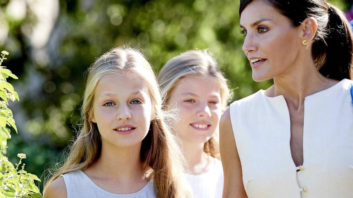 Reina Letizia - Princesa Leonor - Infanta Sofía. Fuente: (Instagram)