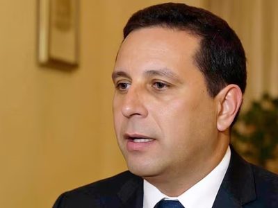 Abrieron los celulares de un exfuncionario de ANDIS