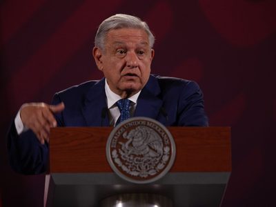 Estos fueron los principales temas de la conferencia mañanera de AMLO del 27 de marzo (Video)