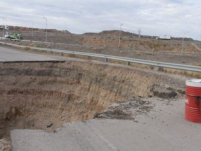 Gaido mantuvo un encuentro con el administrador de Vialidad Nacional por el socavón en autovía norte