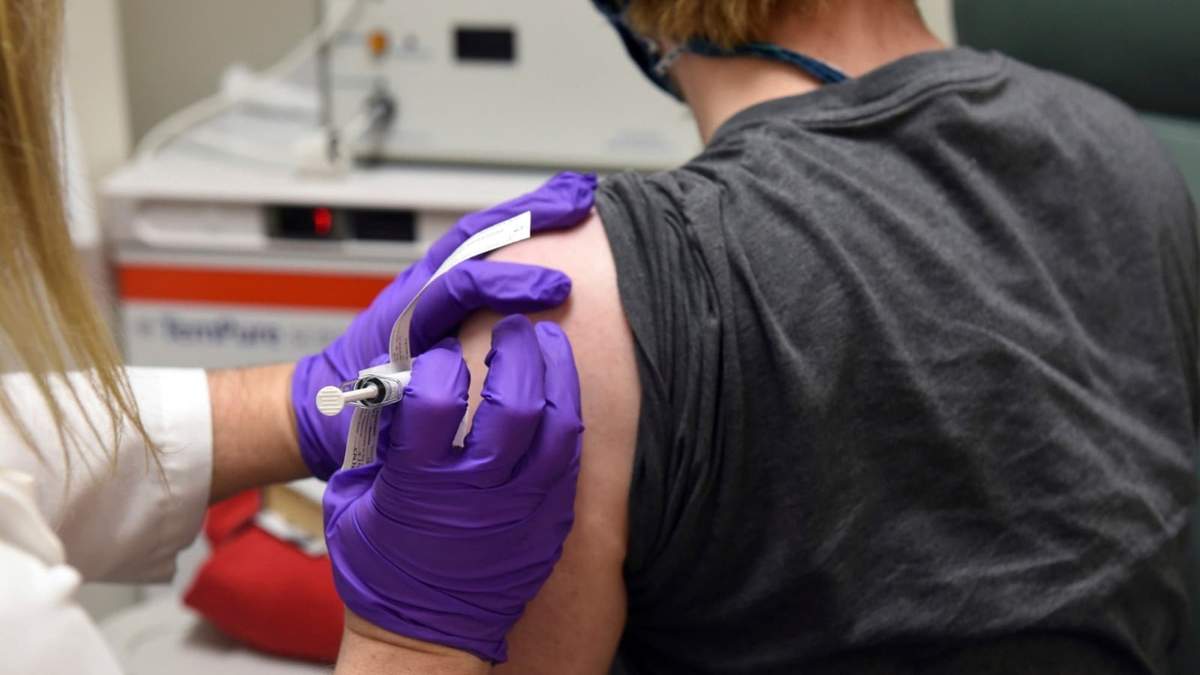 Vacunación contra el coronavirus. Fuente: (Twitter)