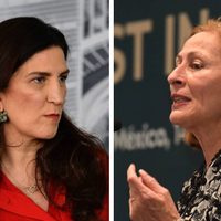 Kenia López y Tatiana Clouthier se acusan de incongruentes