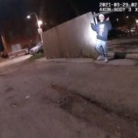 Difunden videos de cómo un policía mató a quemarropa a un adolescente de 13 años