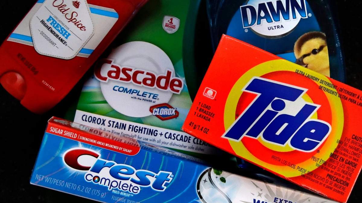 En esta imagen de archivo del 15 de junio de 2018 se muestra una variedad de productos de Procter & Gamble en East Derry, Nueva Hampshire