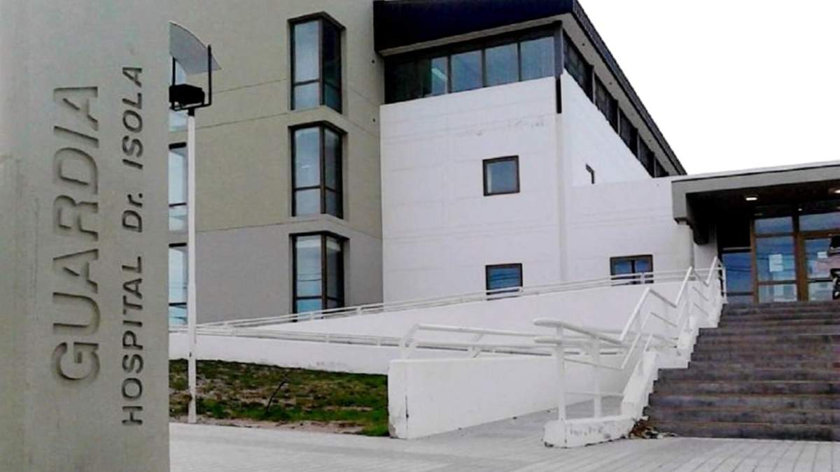 Ingreso a la guardia del hospital de Puerto Madryn. Fuente: (Twitter)
