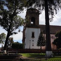 Abandonan a una bebé recién nacida en una iglesia de Pátzcuaro