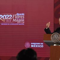 Así reaccionó AMLO tras la develación y derribo de su estatua en Atlacomulco