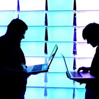 Estados Unidos: un joven habría hackeado las cuentas personales de varios multimillonarios