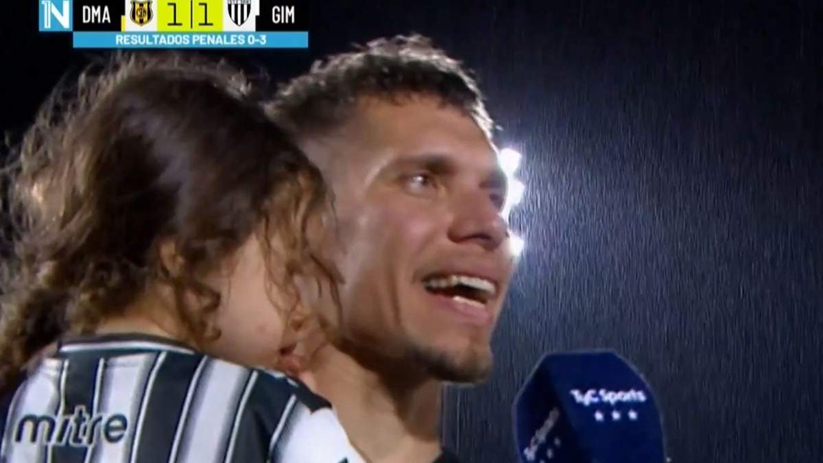 César Rigamonti fue el héroe en el ascenso de Gimnasia.