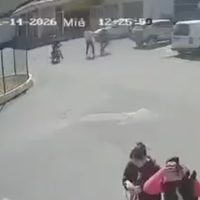 Despojan de un millón de pesos y hieren a cuentahabiente durante asalto en Toluca