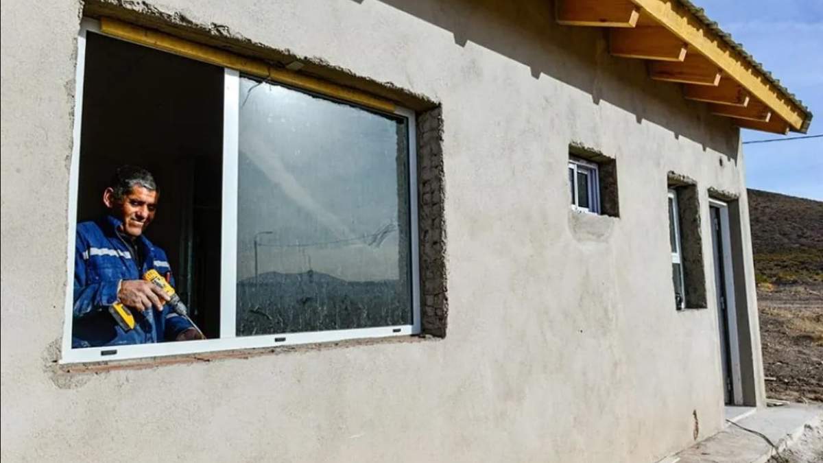 En la provincia se construyeron 59.600 viviendas con fondos públicos. Fuente: ( Neuquén Informa)