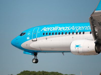 Aerolíneas Argentinas reprogramó varios vuelos por las asambleas gremiales