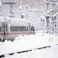 Tormenta de nieve causa estragos en Alemania, Austria y Suiza; cancelan vuelos en Múnich