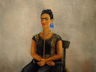 Diagnostican a Frida Kahlo del síndrome de la cola de caballo. ¿Qué es?