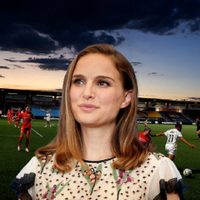 Orgullo de artista: Natalie Portman sorprende al mundo y da un giro de 360 grados