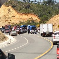 Cinco muertos deja enfrentamiento en Oaxaca; pobladores disputan terrenos de entronque carretero