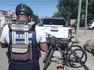 Un hombre con pedido de captura fue demorado cuando circulaba por el oeste neuquino