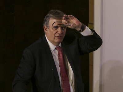 Ebrard a exfiscal de EU: "México nunca permitirá que se viole su soberanía nacional"