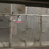 Menos comercios cerrados en el centro y en la zona Oeste de Neuquén, pero más locales vacíos en los shopping