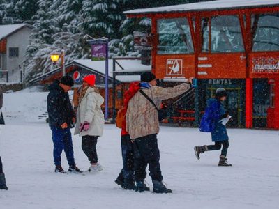 El turismo dejó más de mil millones de pesos en Neuquén en el finde extra largo