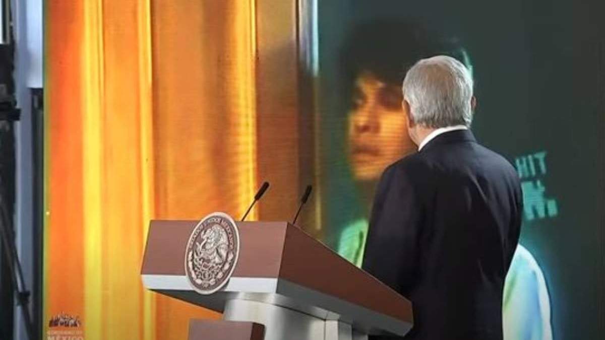 El presidente López Obrador en su conferencia matutina en Chihuahua