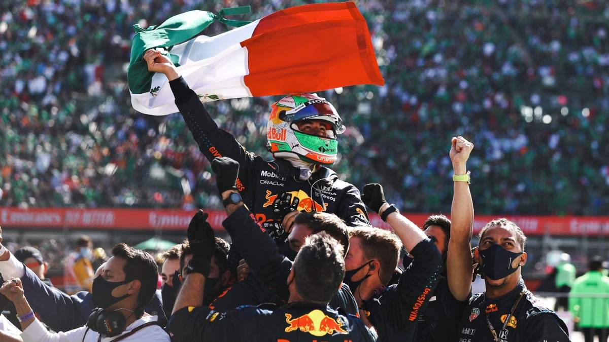 El piloto mexicano logró conquistar el podio