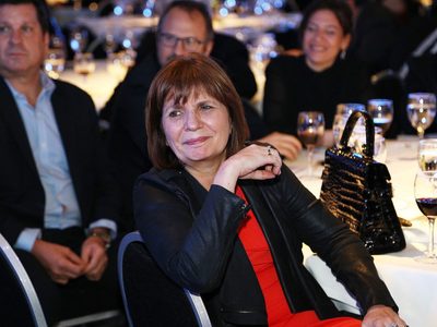¿Y los pobres? Patricia Bullrich defendió a los que más tienen: "deberían bajarle los impuestos"